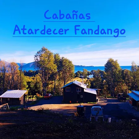 Cabanas Atardecer Fandango Chaitén Exterior photo